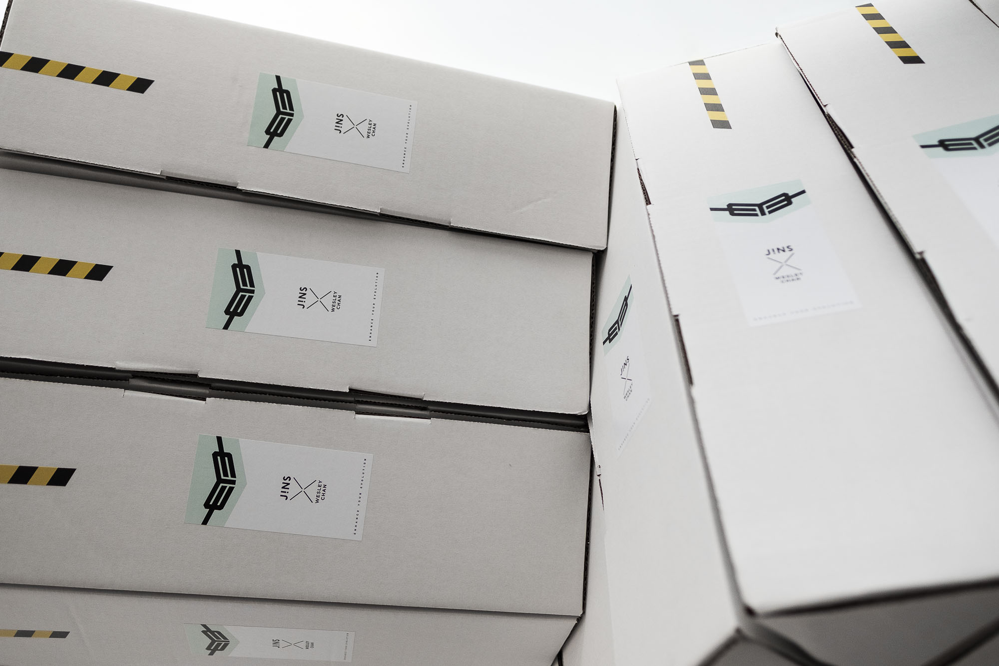 EYE Frame packaging features a custom sticker label and break-off seal